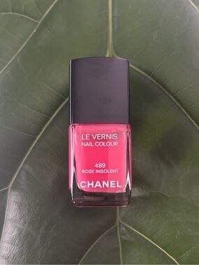 CHANEL Le Vernis  489 Rose Insolent